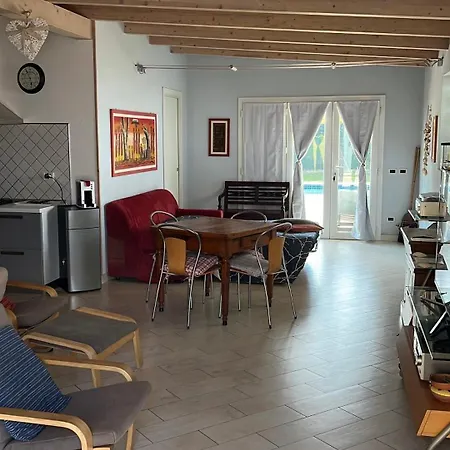Taverna13 Apartment *